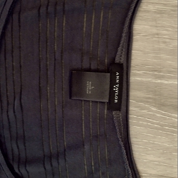 Ann Taylor Dark Grey Striped Short Sleeve Shirt - Picture 4 of 4